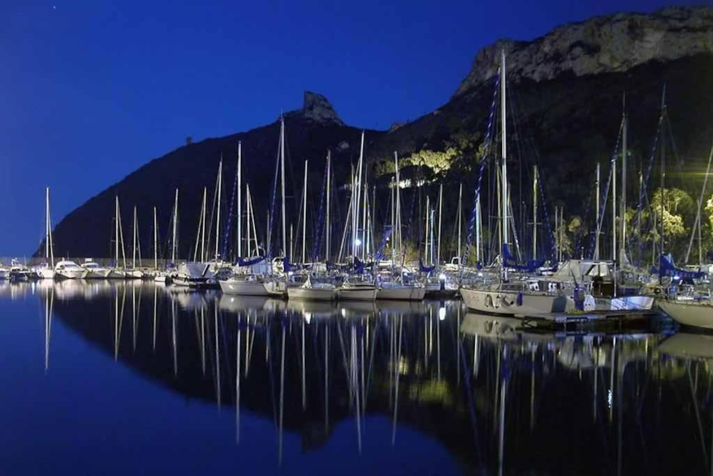 Casa Vacanze Cagliari Poetto Quartu SantʼElena Kültér fotó